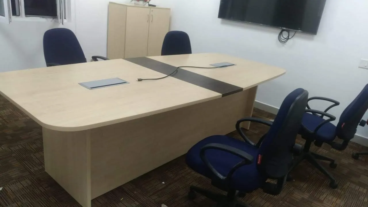 Custom Office Furniture Manufacturing